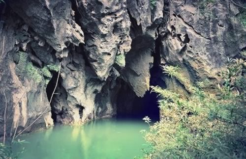 Hang Thủy Cung
